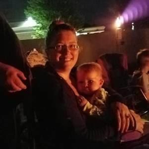 Meet your Posher, Felicia